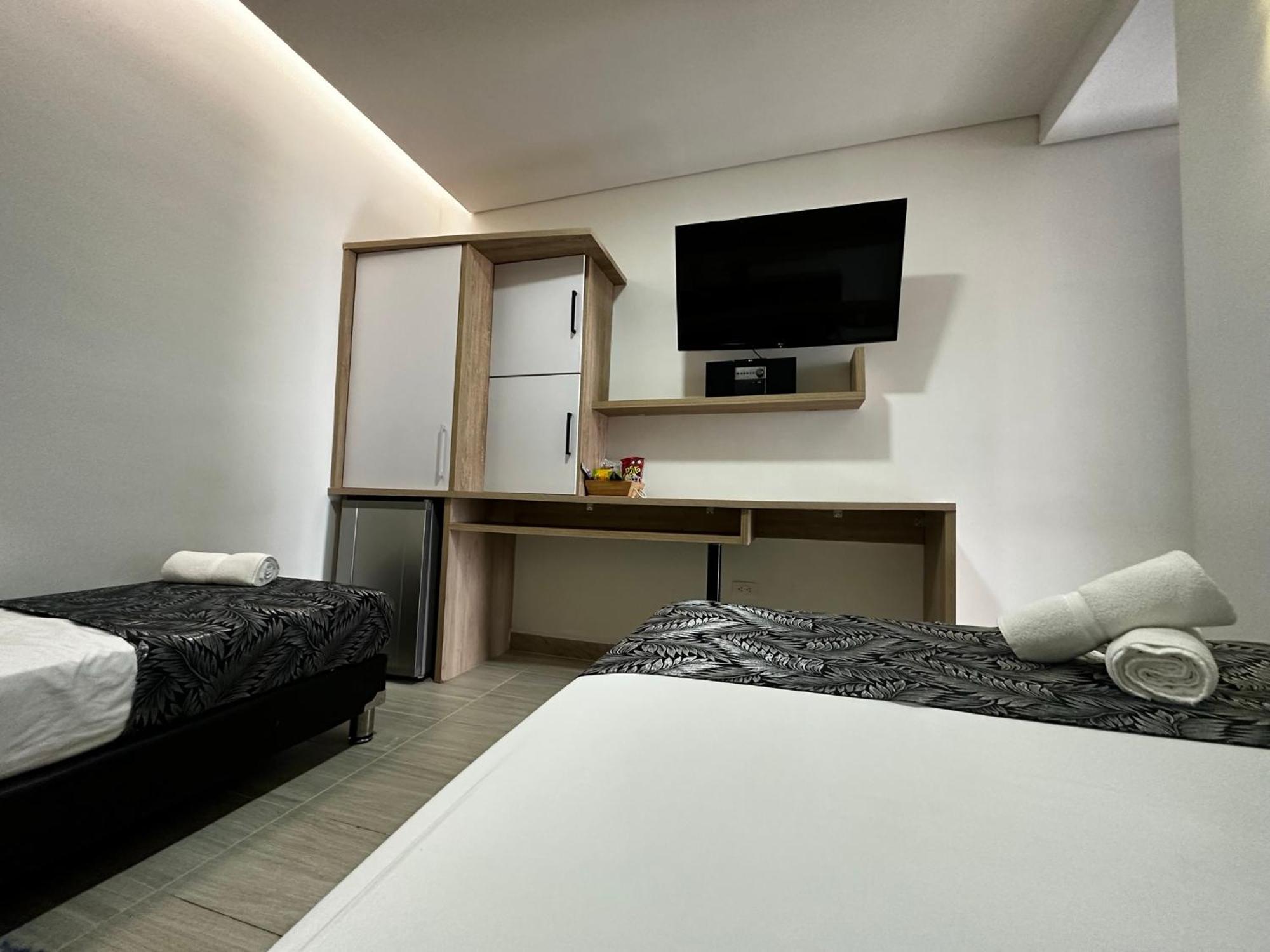 Hotel Piso 12 Bello Eksteriør billede